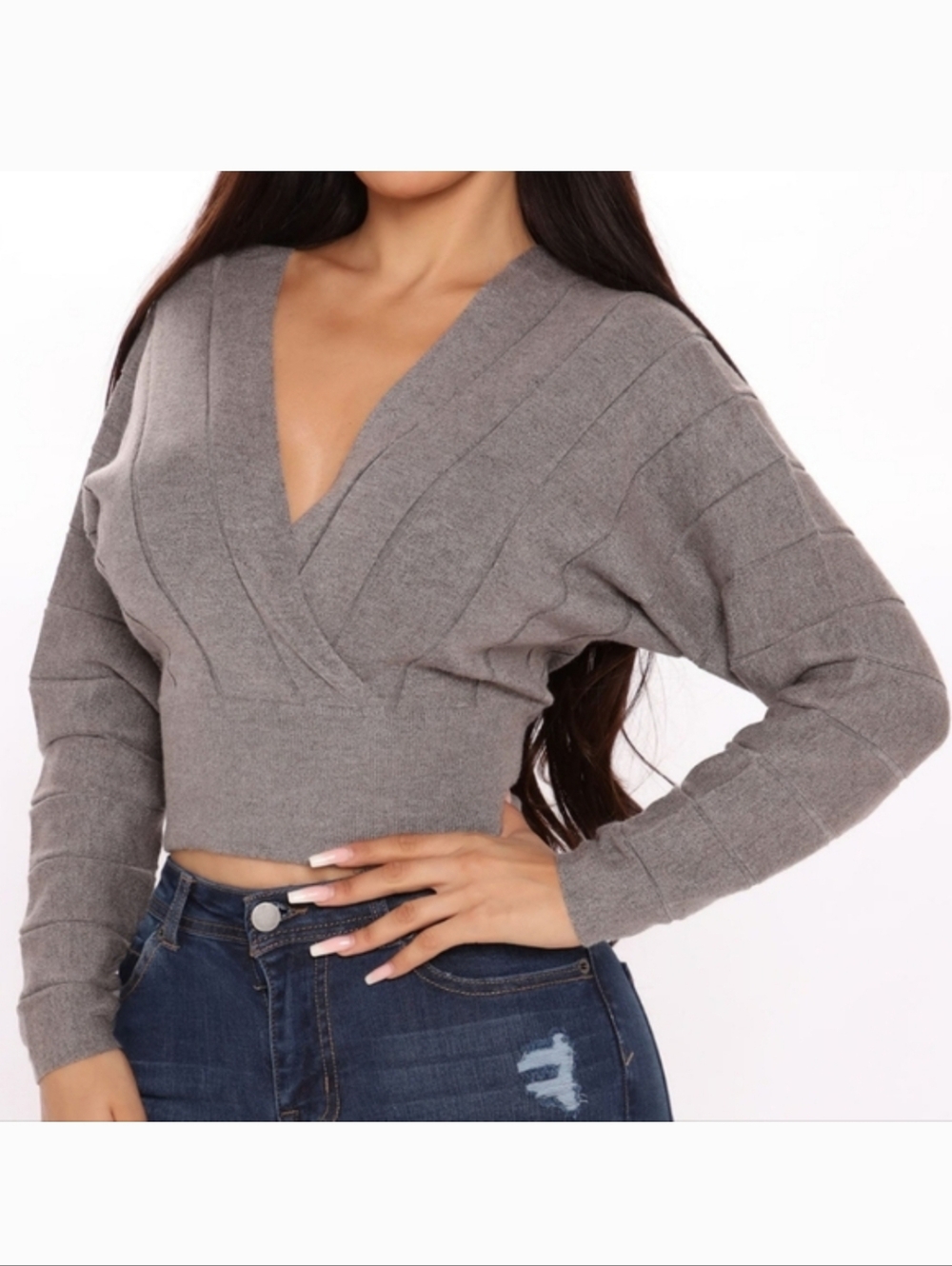 Fashion Nova Women's V-Neck Ribbed Sweater in Charcoal Stella Cropped Sweater‎